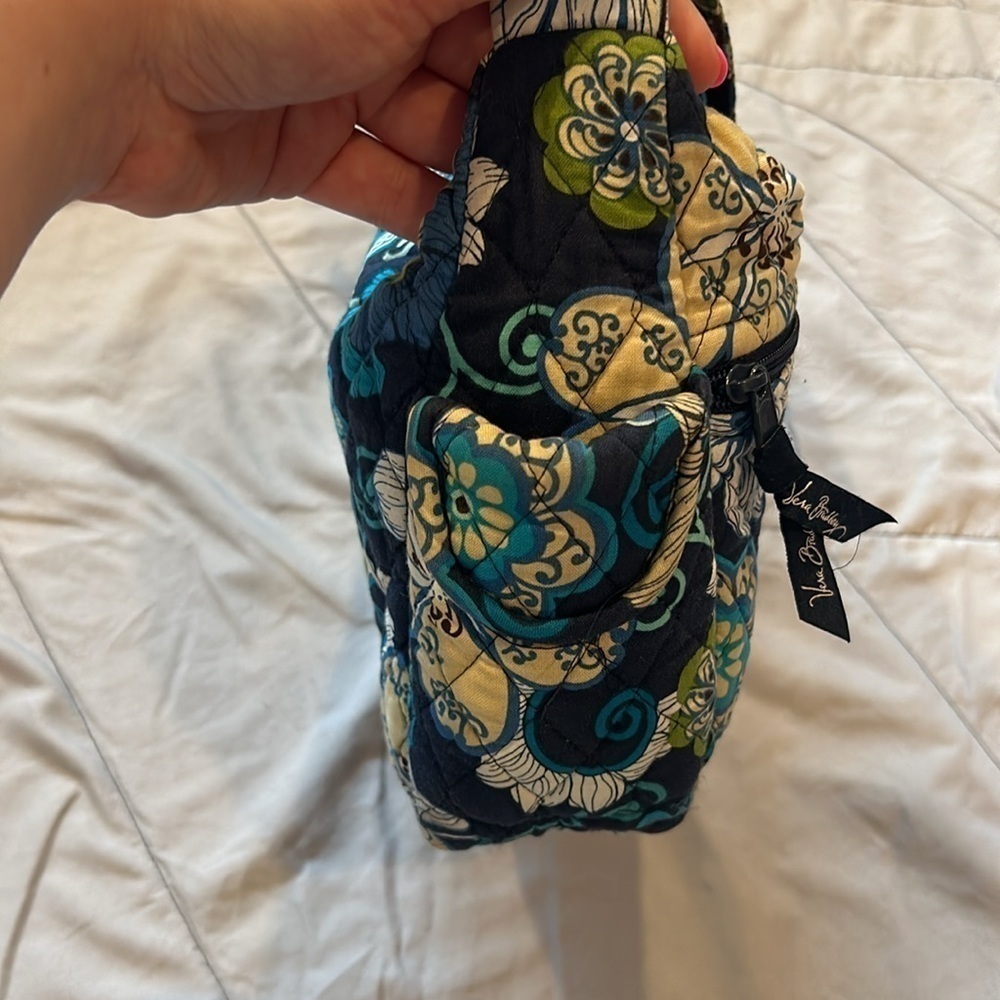 Vera Bradley Blue Floral Print Shoulder Bag Pattern with Matching Pencil Case - Picture 9 of 12